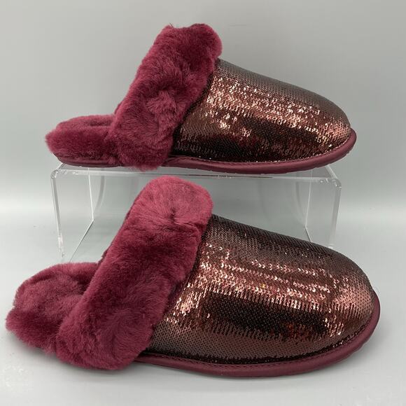 NEW UGG Women’s Scuffette II Mirror Ball Slipper Maroon Size 5 - Picture 1 of 10